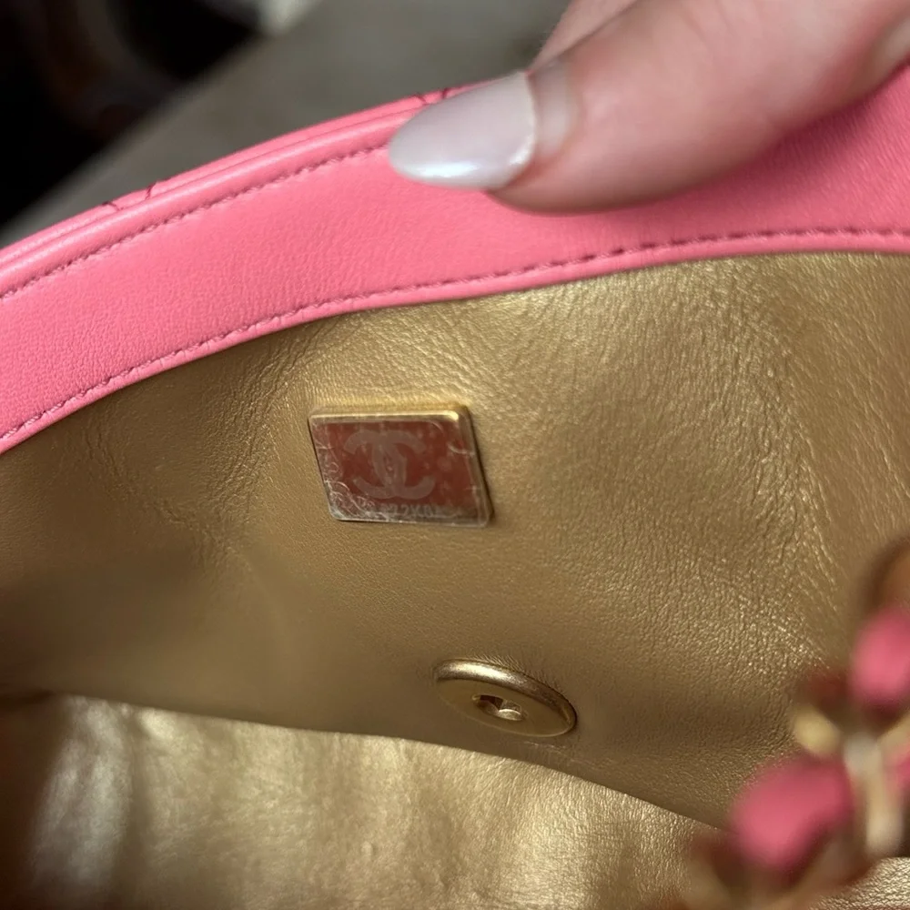 Chanel Lambkin Quilted Mini Pearl Crush Flap - Picture 8 of 9